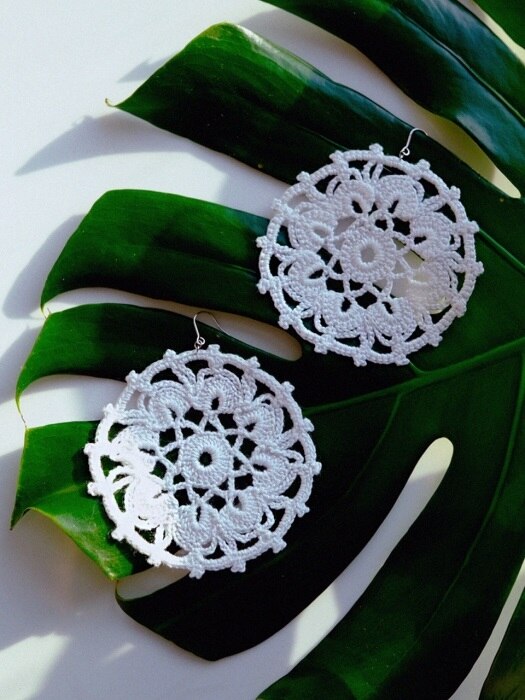 flower lace silver post earring