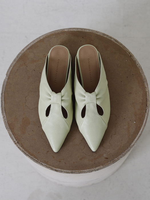 Pointed ribbon mules Melon