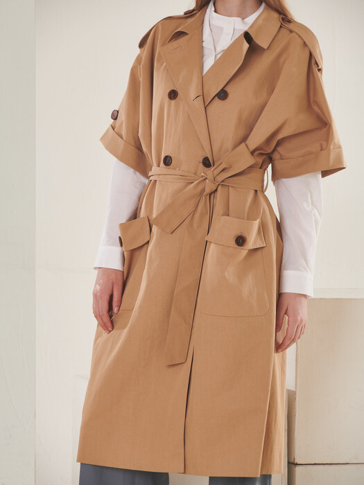  Over oversize trench coat (BG)