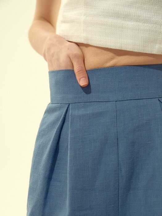 linen skirt (light denim blue)