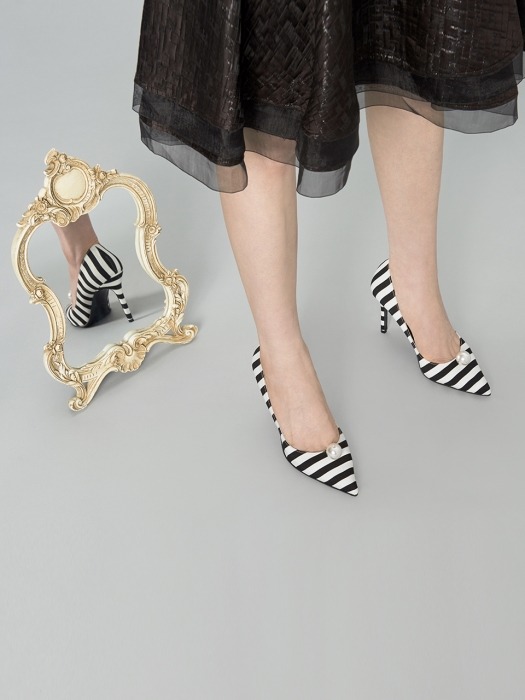 Hepbonnie High Heels - Black/White Stripe