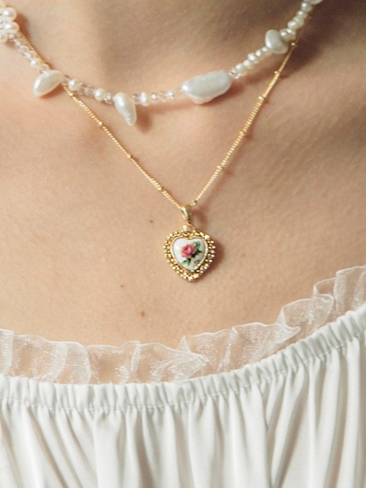 lace heart rose necklace