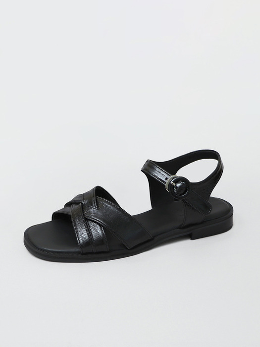 Shiny Leather Crossover Sandals . Black