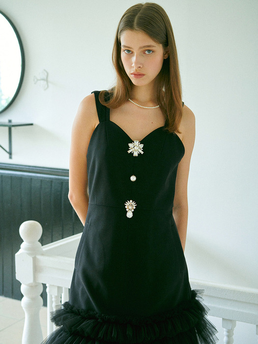 [주문제작][EJnolee White Flame] Jewelry-Embellished Black Tulle Dress