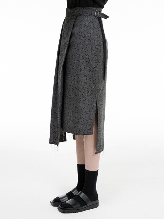 Flower Wool Gurkha Wrap Skirt 플라워 울 구르카 랩 스커트