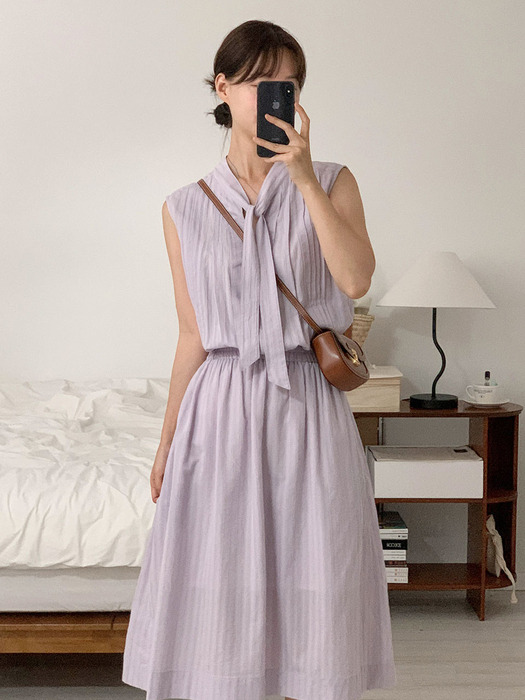 넥 타이 슬리브리스 드레스 라이트바이올렛 (AEDR3E011V1)