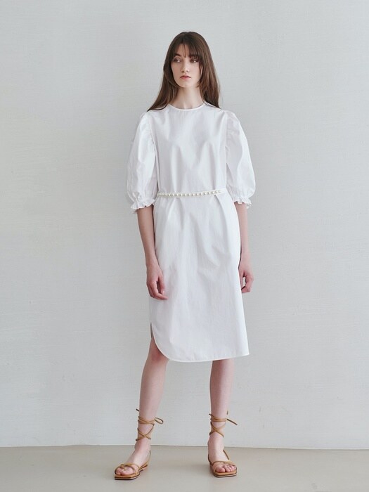 PEARL BELTED VOLUME DRESS_WHITE