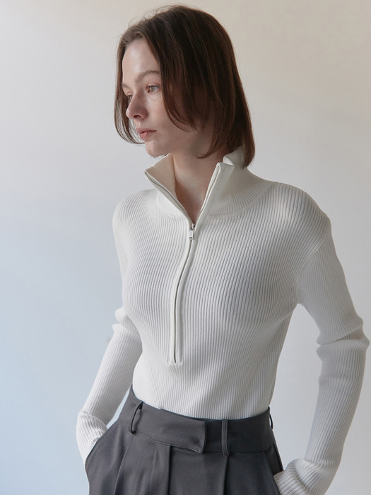 OU831 rayon zip up knit (white)