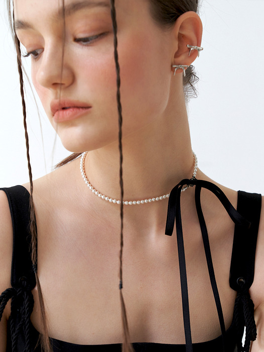 Black Ribbon Pearl Necklace