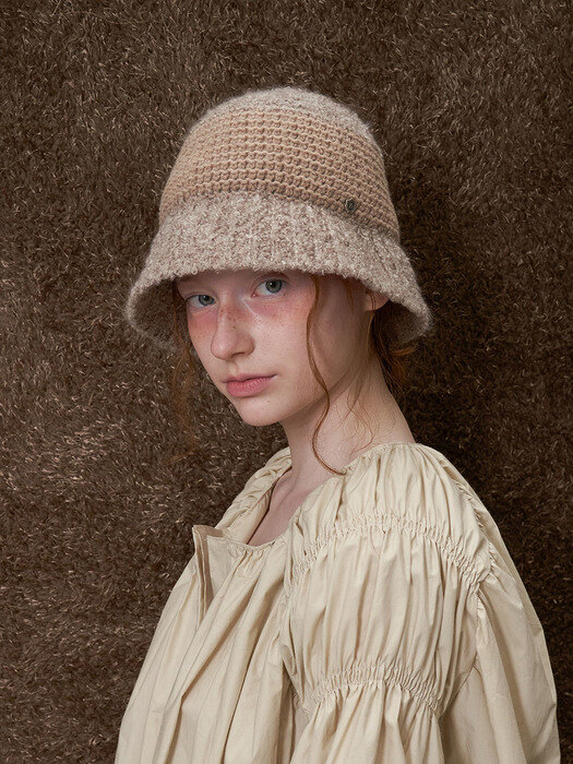 Knitting Bucket Hat - Beige