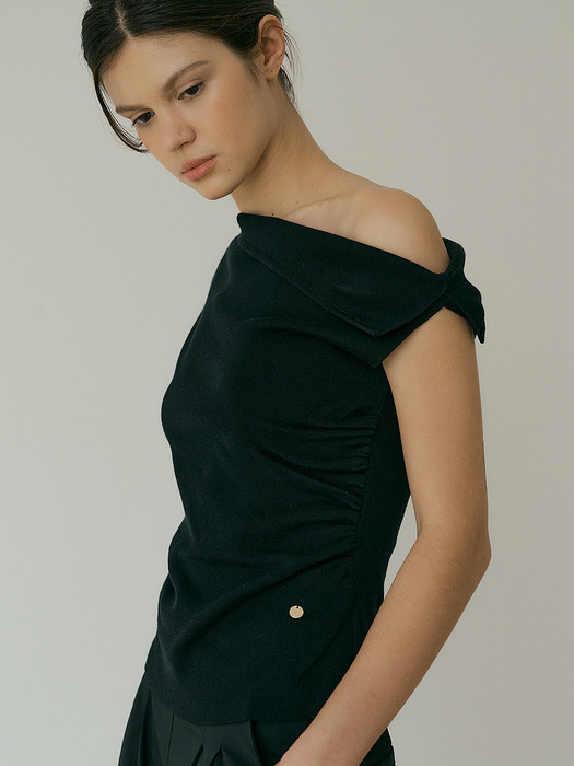 Shirring drop sleeveless knit (black)
