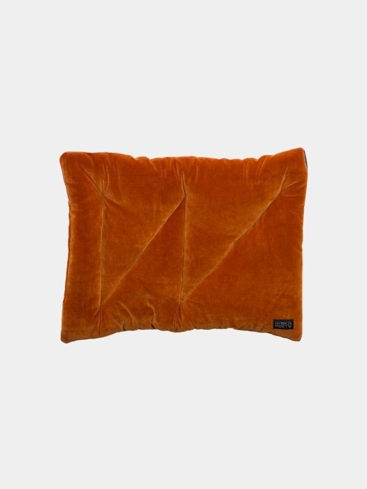 W cushion orange