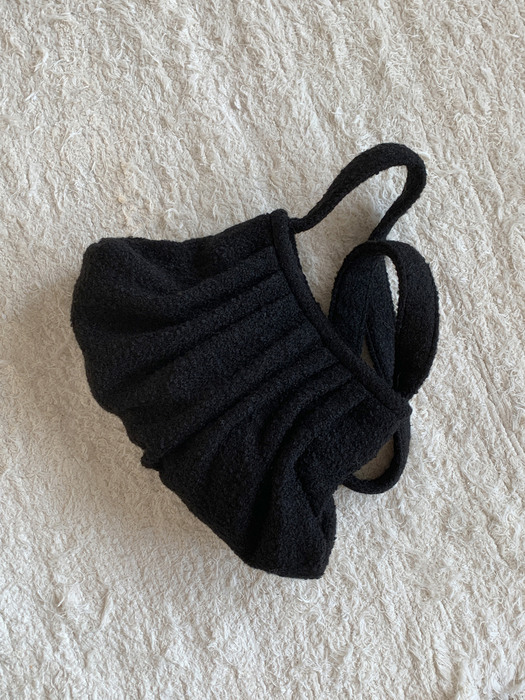 Black Clam Bag- medium