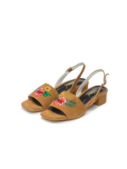 camel hibiscus needlepoint sandles 하비스커스자수 샌들