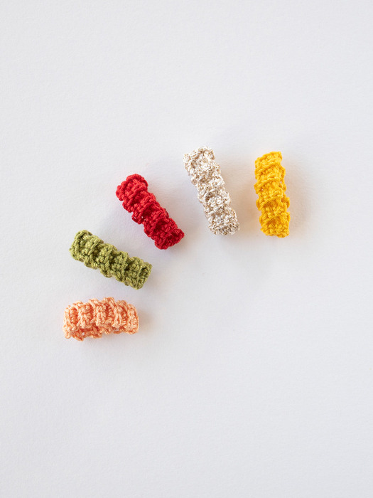 Colorful rib knit ring