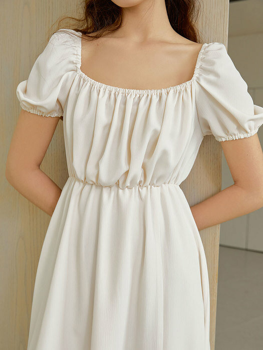 Ribbon slit long dress (cream)
