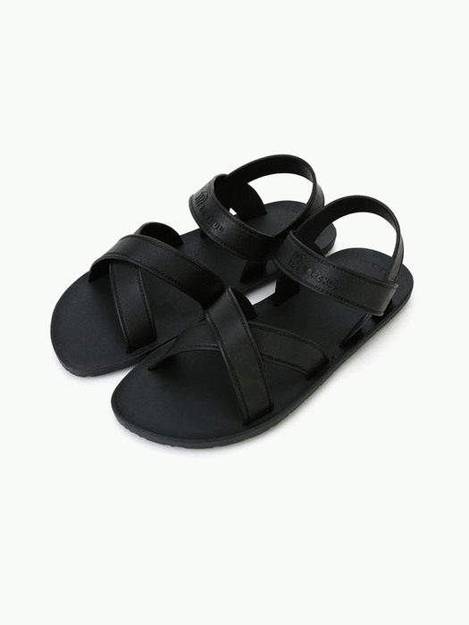 MC06 Cross Sandal, Black-Black