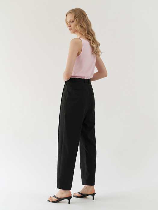 Wide tuck Trousers ( Black )