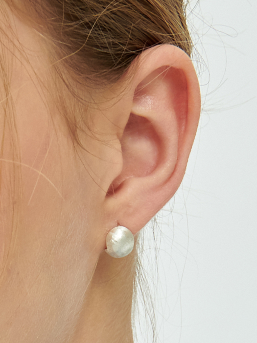 TS056 [Silver925] Matte park earrings