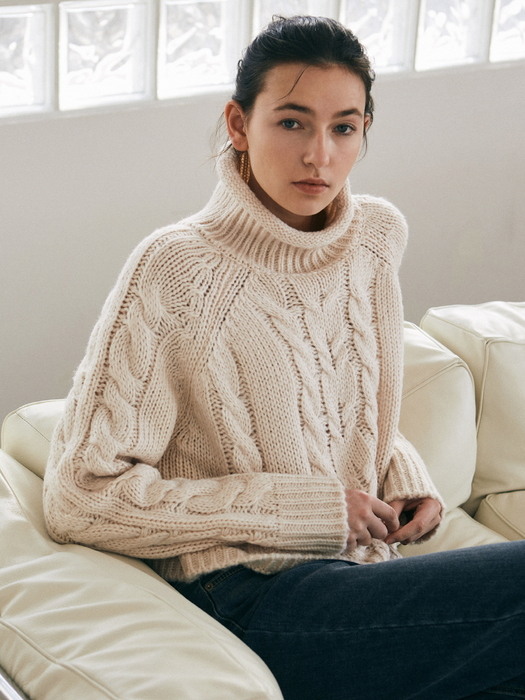 MIXED CABLE TURTLENECK KNIT_CREAM