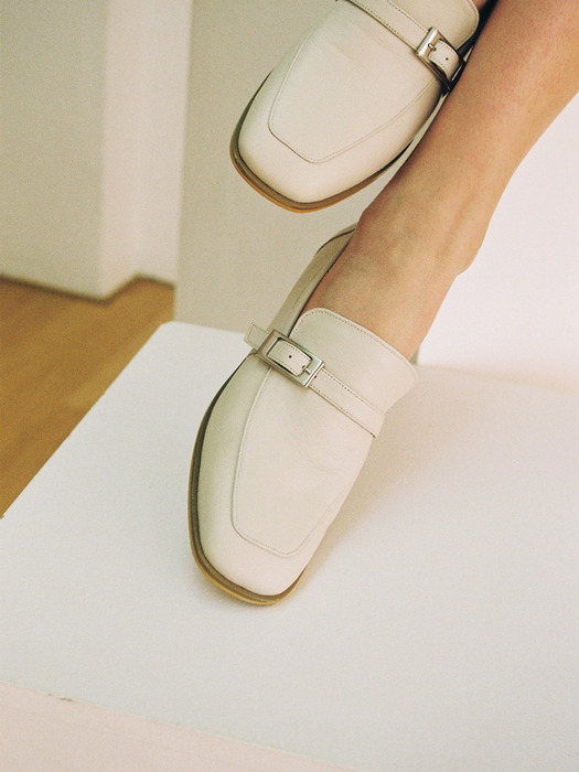 T103 buckle loafer cloudy ivory (2cm) 