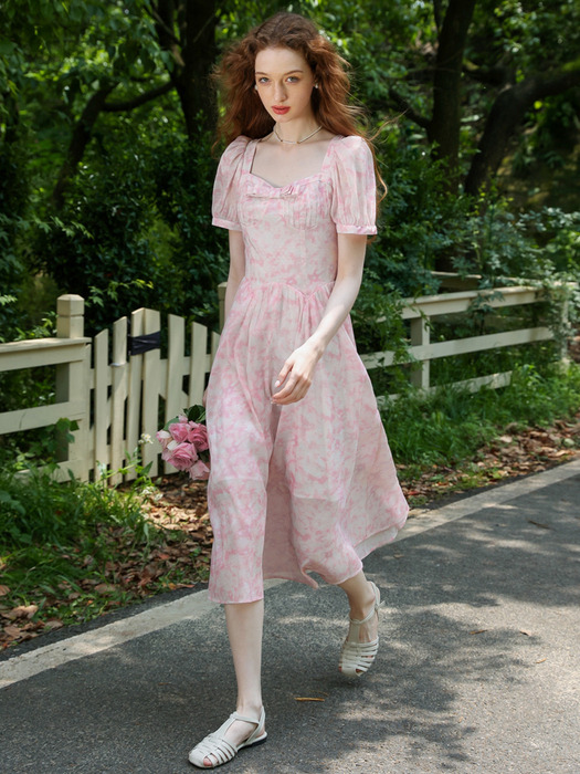 Cest_Pink cloud gentle puff dress