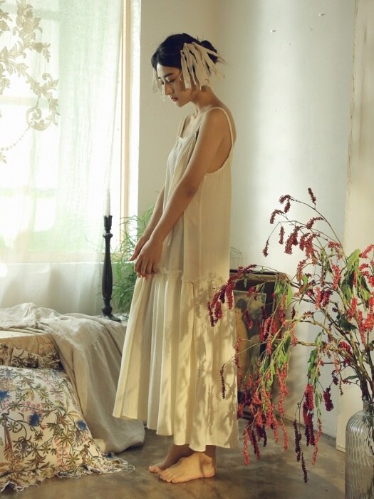 린넨 슬리브리스 드레스 : Linen sleeveless dress-ivory