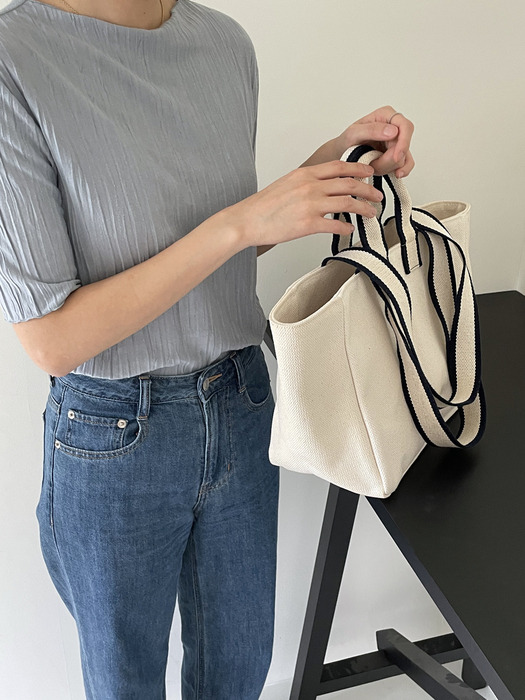 Two-tone strap bag (ivory)