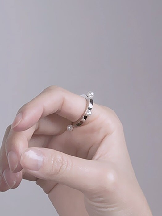 Flower CUD-ring with Pearl