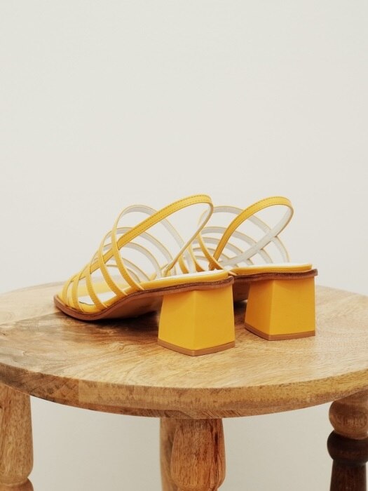 Square mama sandals Yellow
