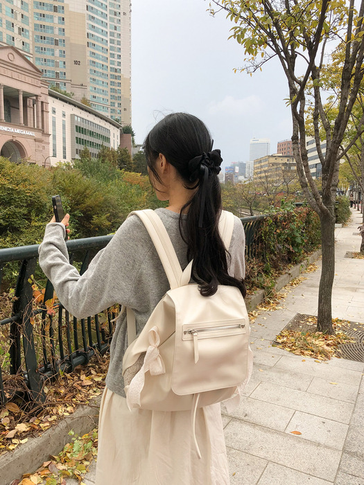 Classic bow backpack_2 colors
