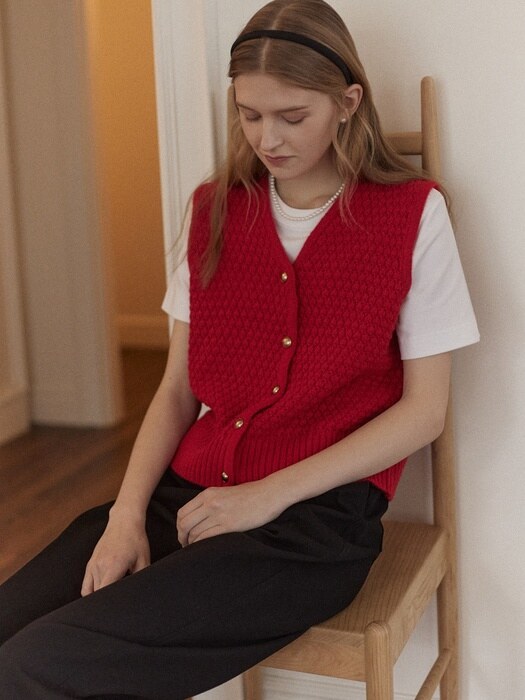Tweed Goldish Knit Vest - Red