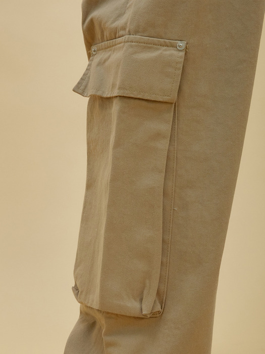 Exaggerated Rivet Patch-Pocket Trousers (BEIGE)