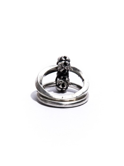 SILVER PIRATE CONNECTED RING