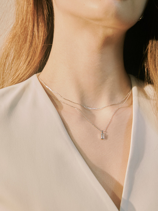 BAGUETTE LAYERED NECKLACE