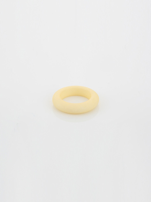 Puffy Ring (butter)