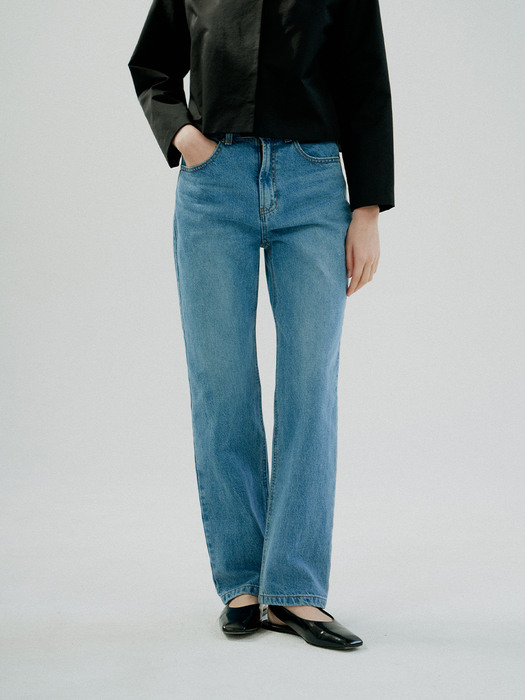 Jeans Midrise Standard Fit_M.Blue