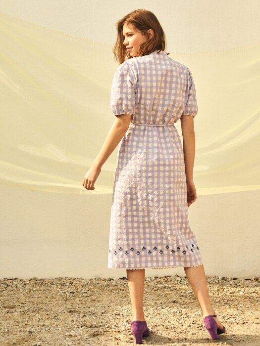 [EXCLUSIVE]Gingham Embroidery Wrap Dress (2 colors)