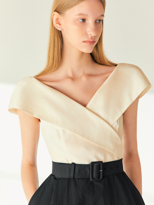 BELLE Wide v-neck A-line dress (Ivory&Black)