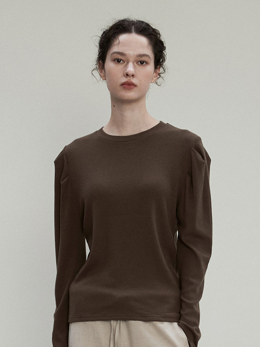 OU924 wool round puff knit T (brown)