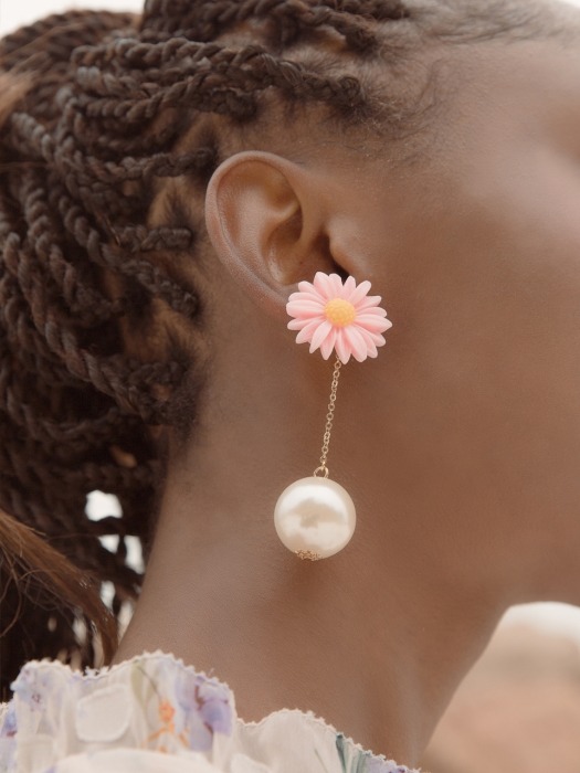 pink daisy flower drop pearl earrings 
