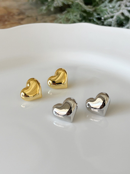 bold heart earrings (2colors)
