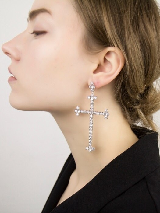 BIG CROSS EARRING