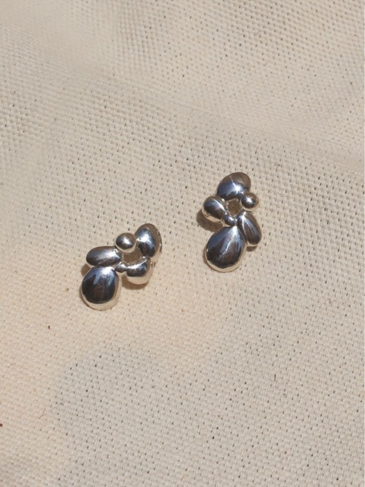 Pebbles Earring