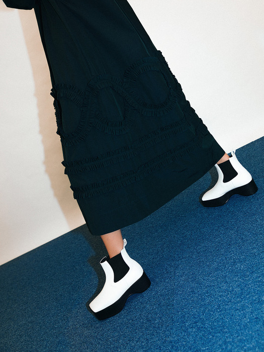 Square toe chelsea platform boots | Off white