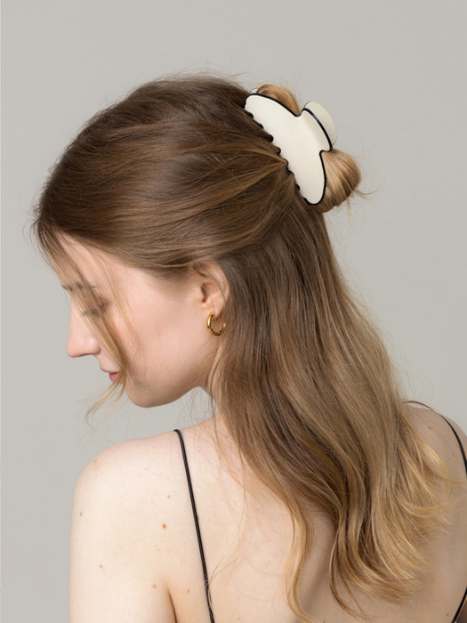 Ivory Lune Hair Claw