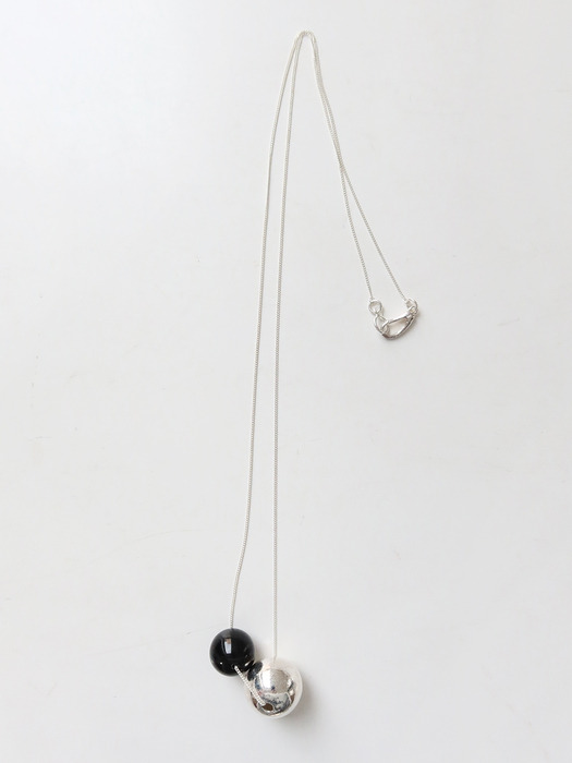 925silver Onyx Ball Necklace