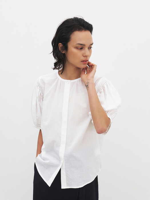 TFR SMOKED PUFF BLOUSE_2COLORS
