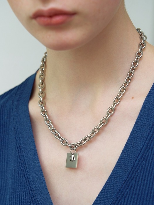 [Surgical] Square & Initial Necklace