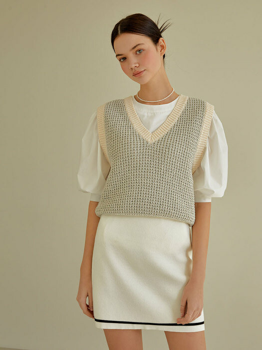 Line knit mini skirt (ivory)